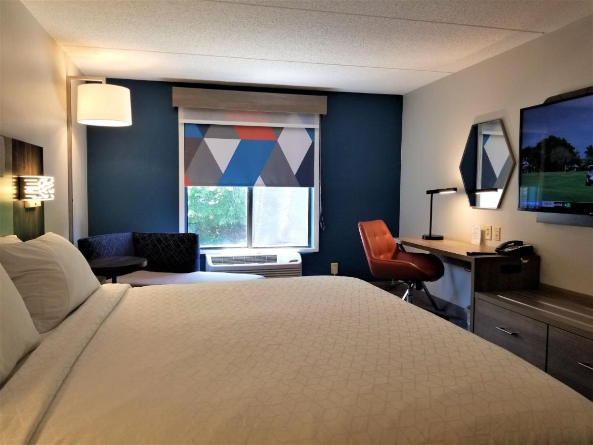 Holiday Inn Express Apex - Raleigh By Ihg Luaran gambar