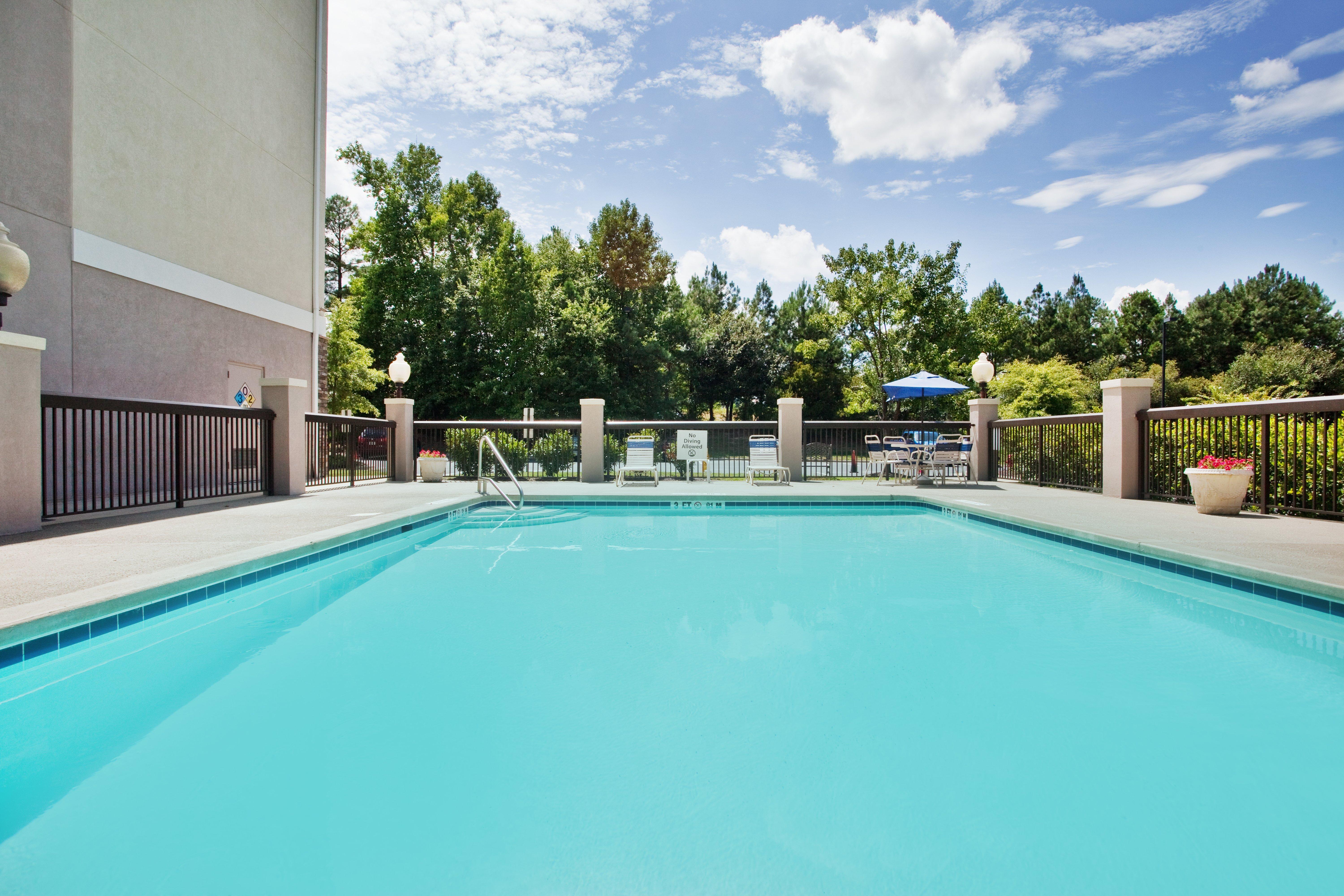 Holiday Inn Express Apex - Raleigh By Ihg Luaran gambar