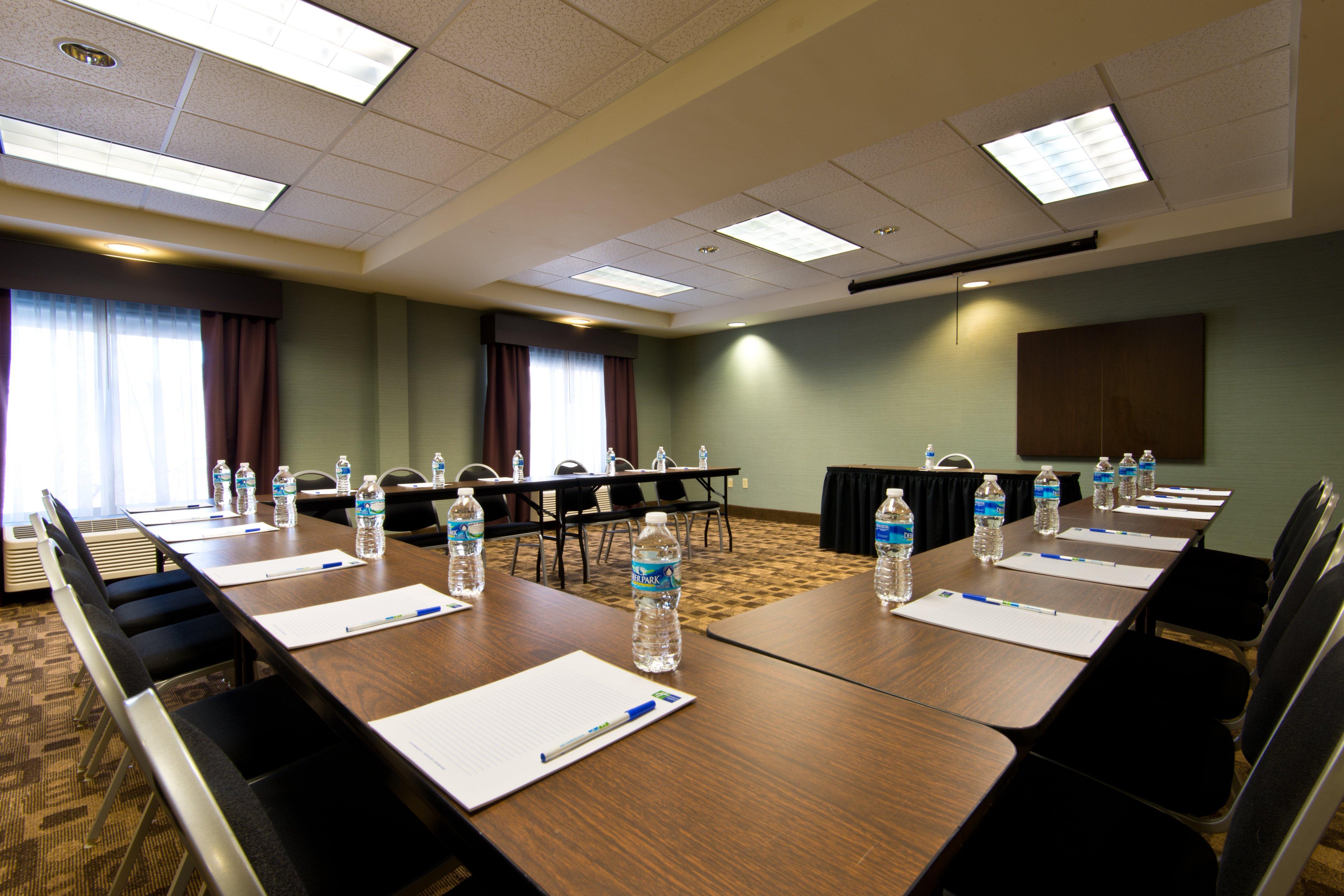 Holiday Inn Express Apex - Raleigh By Ihg Luaran gambar